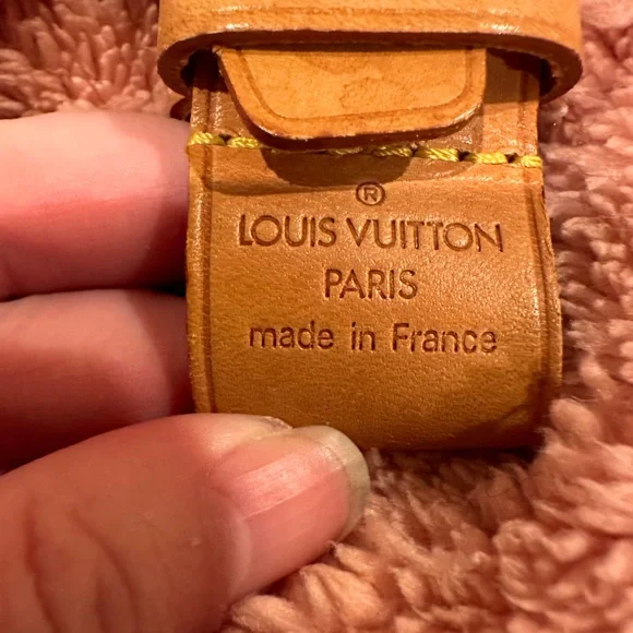 The original bag strap to adjust made by Louis Vuitton - Picture 1 of 13